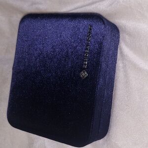 Kendra Scott mattie large velvet jewelry box